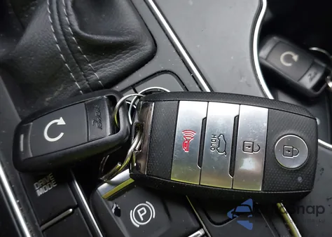 2020 Kia Sorento 3.3L Ex из США, поврежденный, VIN 5XYPHDA55LG667458